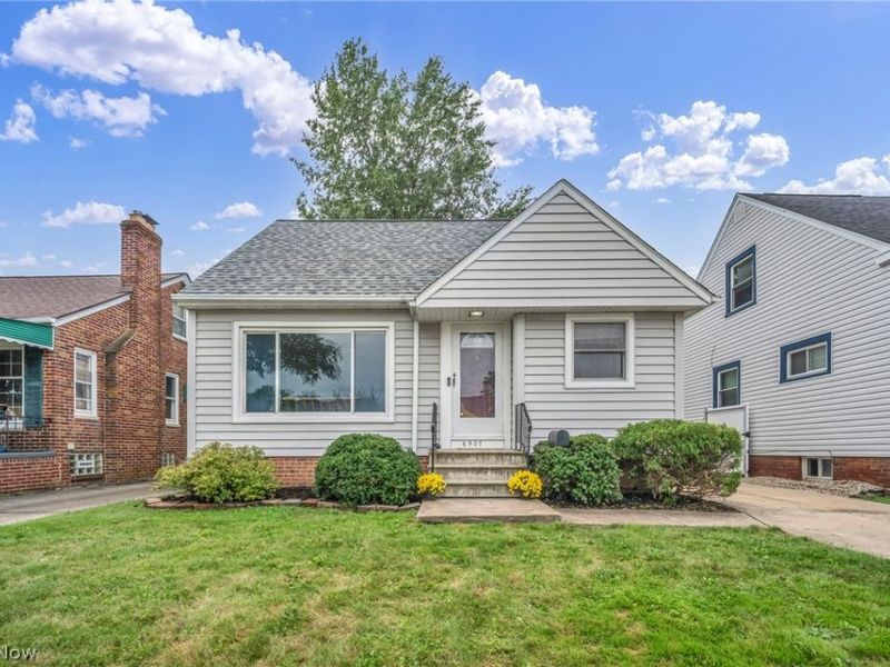 6507 Forest Avenue , Parma, OH 44129 Photo 1