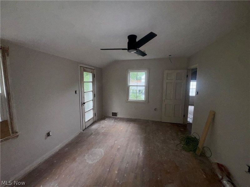 1289 Hereford Road , Cleveland Heights, OH 44118 Photo 18