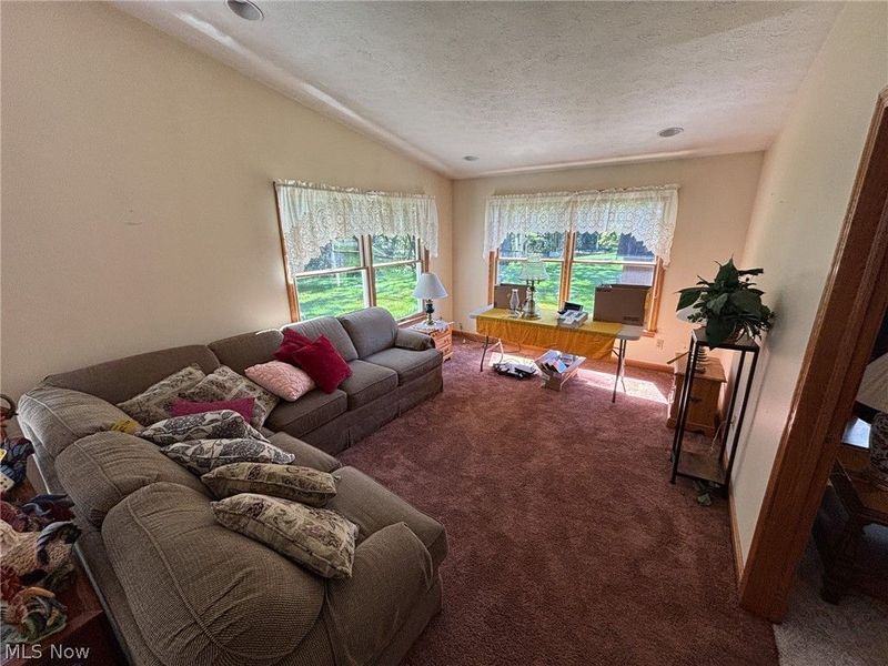10790 Wilma Avenue NE, Alliance, OH 44601 Photo 19
