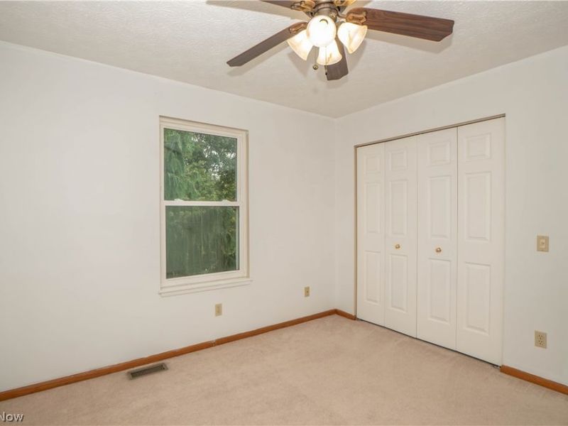 6526 Sugargrove Circle NE, Canton, OH 44721 Photo 33