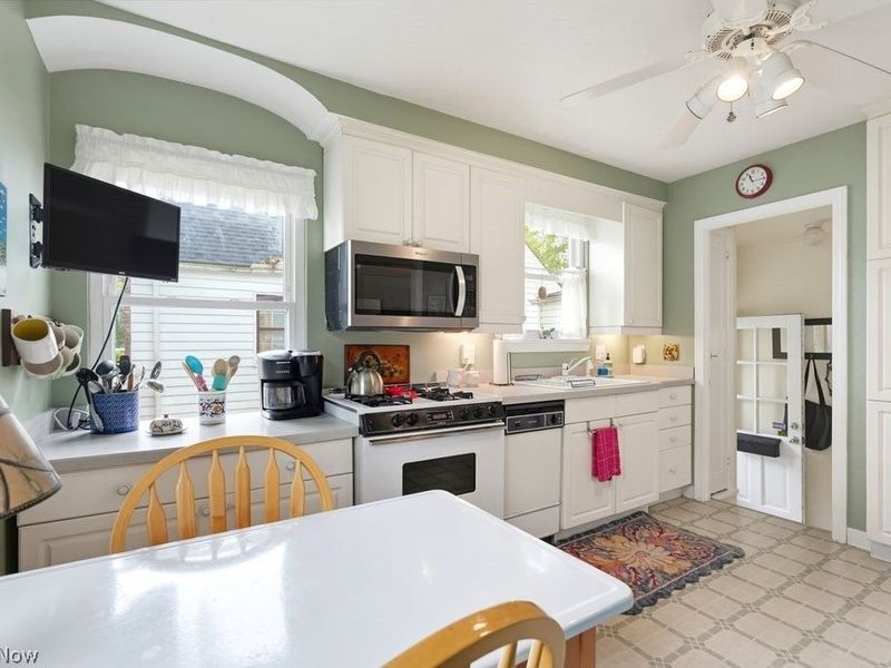 1160 Piermont Road , South Euclid, OH 44121 Photo 3