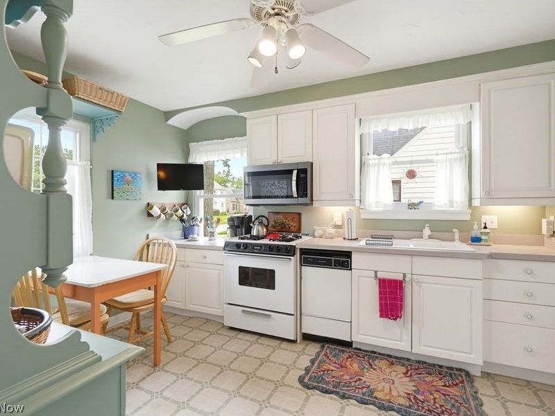 1160 Piermont Road , South Euclid, OH 44121 Photo 5