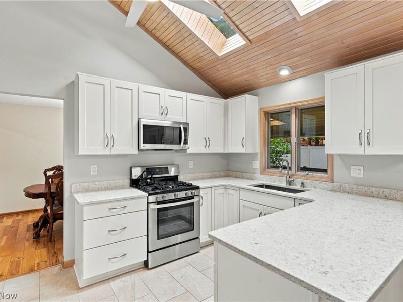 6709 Grandview Drive , Independence, OH 44131 Photo 14