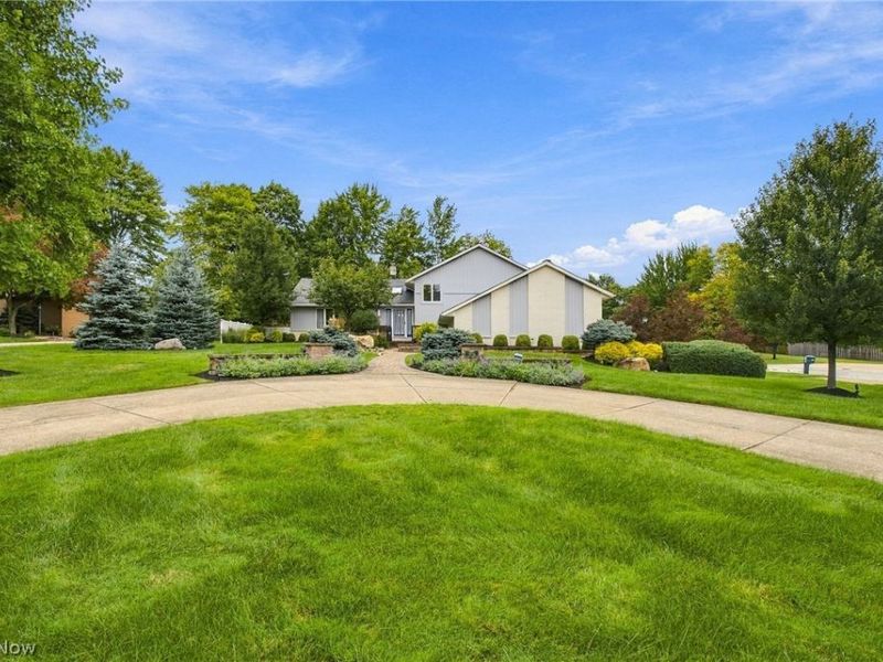 6709 Grandview Drive , Independence, OH 44131 Photo 3