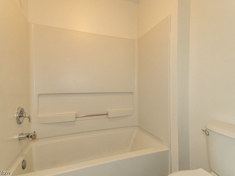 180 Fox Hollow Drive, Unit 103, Mayfield Heights, OH 44124 Photo 20