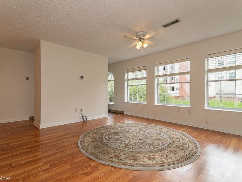 180 Fox Hollow Drive, Unit 103, Mayfield Heights, OH 44124 Photo 7