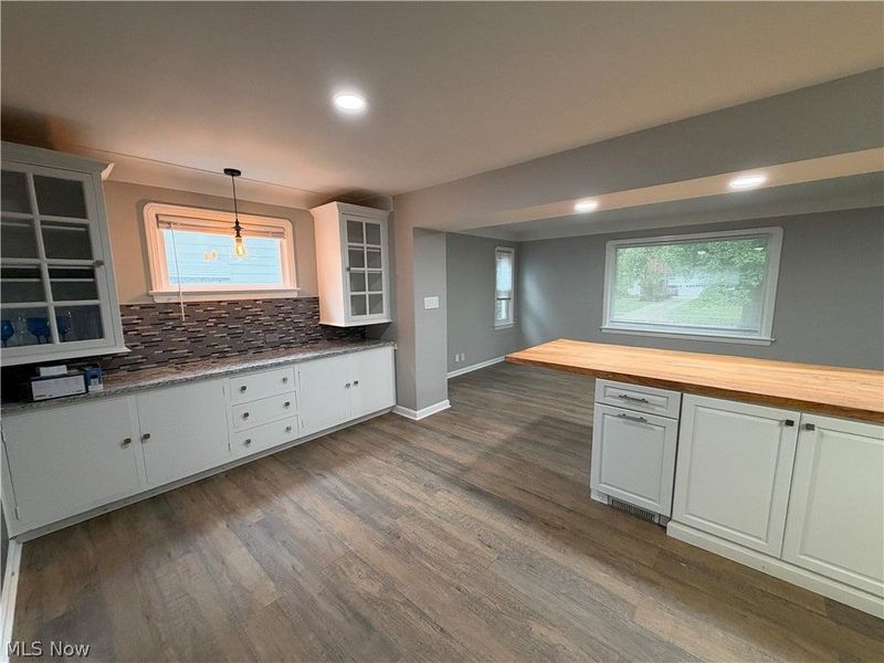 90 E 207th Street , Euclid, OH 44123 Photo 10