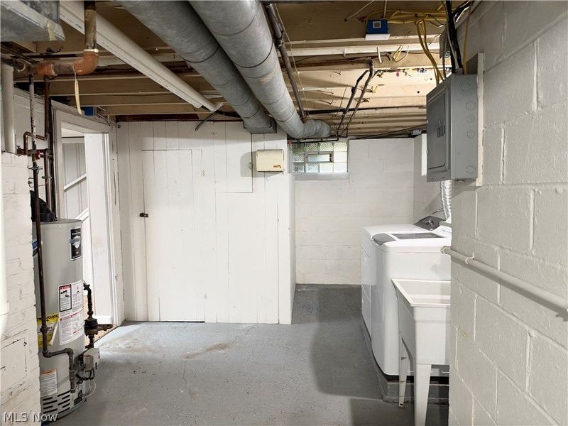 90 E 207th Street , Euclid, OH 44123 Photo 28