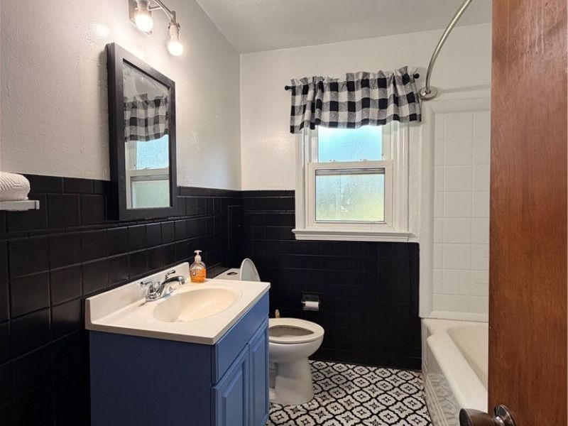 1586 Royalwood Road , Broadview Heights, OH 44147 Photo 11