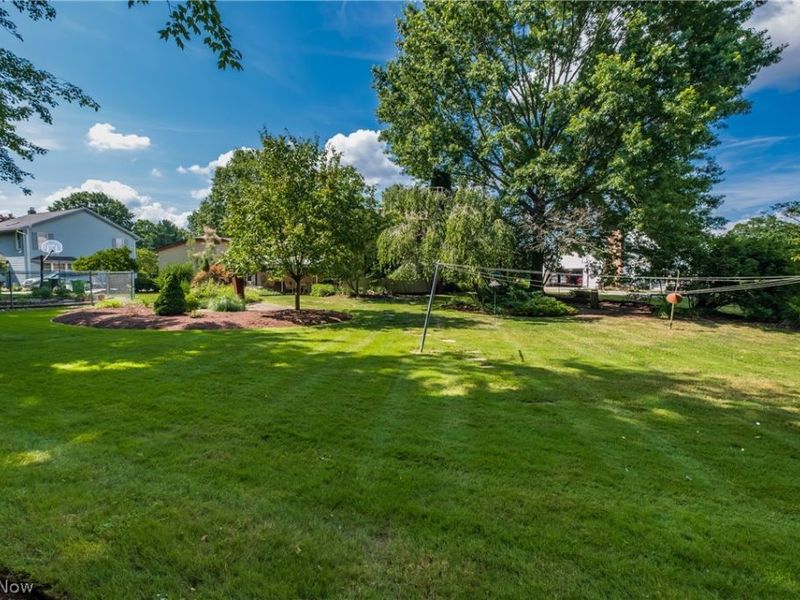 1431 Springhaven Circle NE, Massillon, OH 44646 Photo 11