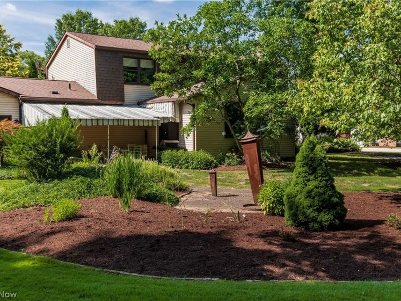 1431 Springhaven Circle NE, Massillon, OH 44646 Photo 9