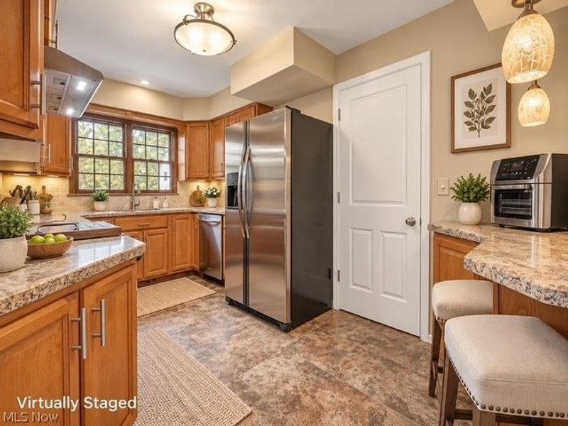 1725 Bathgate Avenue, Madison, OH 44057 Photo 8