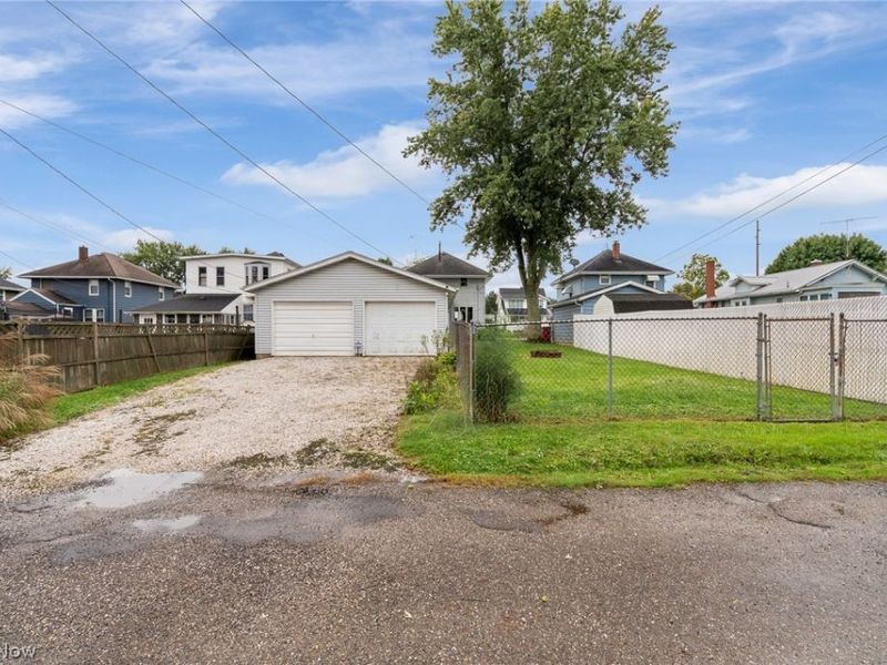 664 W Oregon Avenue , Sebring, OH 44672 Photo 28