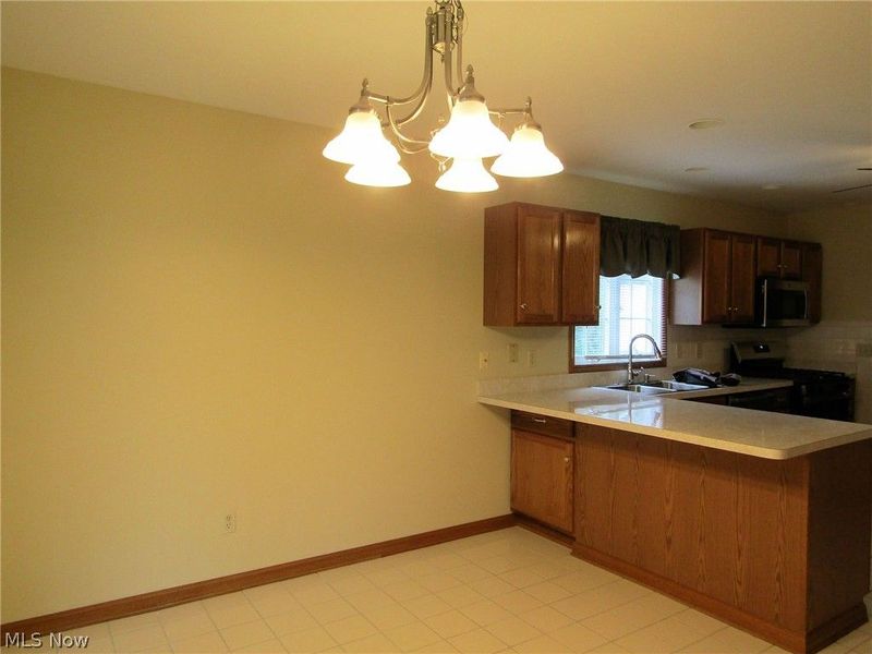 7862 Walnut Street , Unit B, Boardman, OH 44512 Photo 14