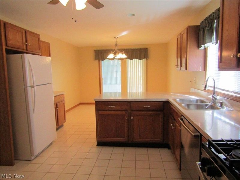 7862 Walnut Street , Unit B, Boardman, OH 44512 Photo 16