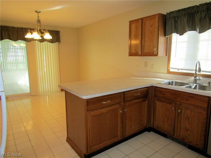 7862 Walnut Street , Unit B, Boardman, OH 44512 Photo 17