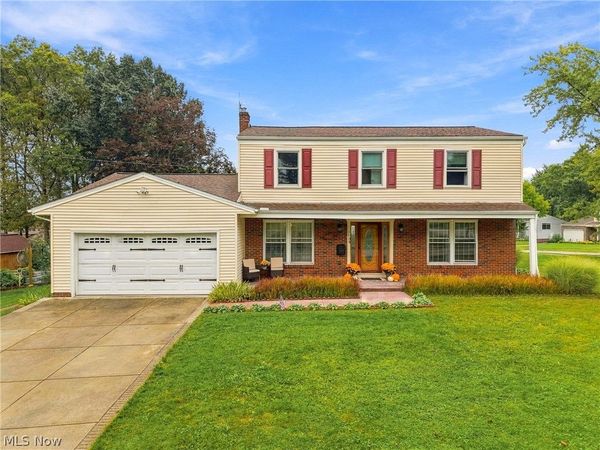 7709 Green Valley Drive , Parma, OH 44134