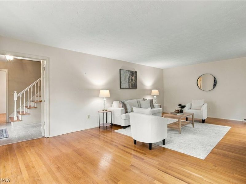 7709 Green Valley Drive , Parma, OH 44134 Photo 7