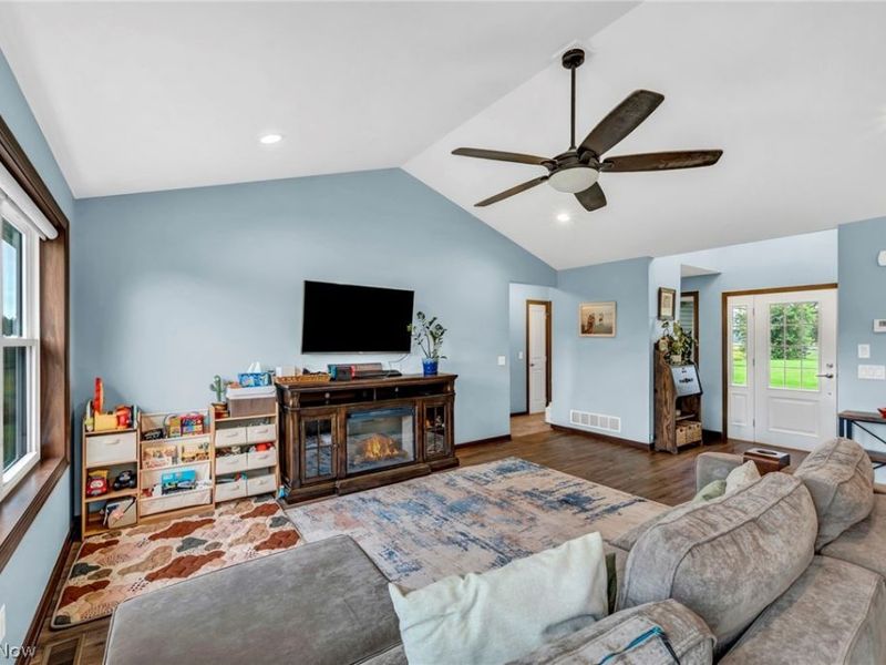 5578 Spencer Road, Spencer, OH 44275 Photo 9