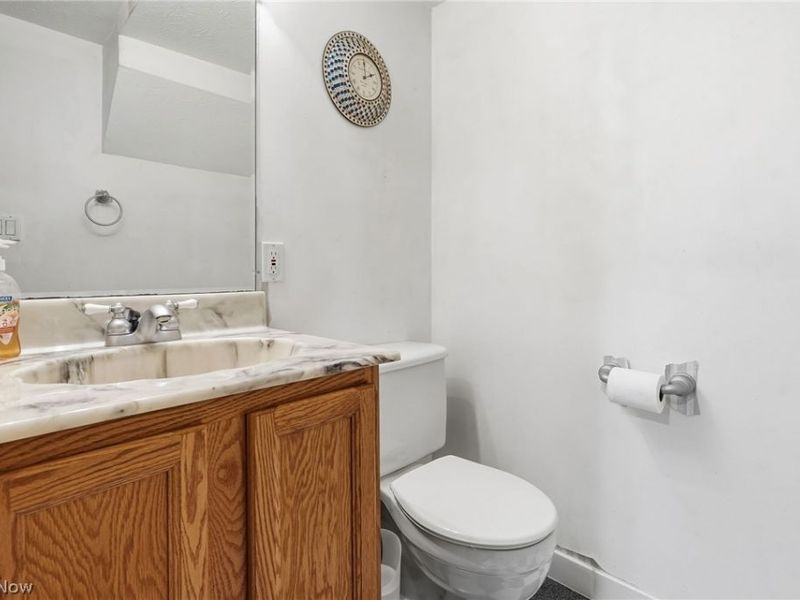 5066 Creekside Boulevard, Brunswick Hills, OH 44212 Photo 30