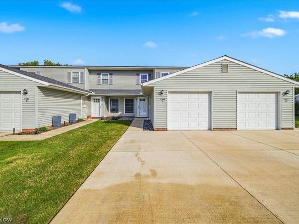 7983 Puritan Drive , Unit C, Mentor, OH 44060