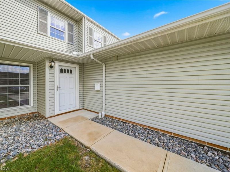 7983 Puritan Drive, Unit C, Mentor, OH 44060 Photo 2