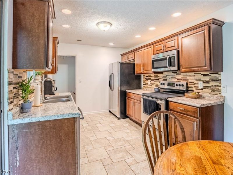 144 W 130th Street, Brunswick, OH 44212 Photo 13