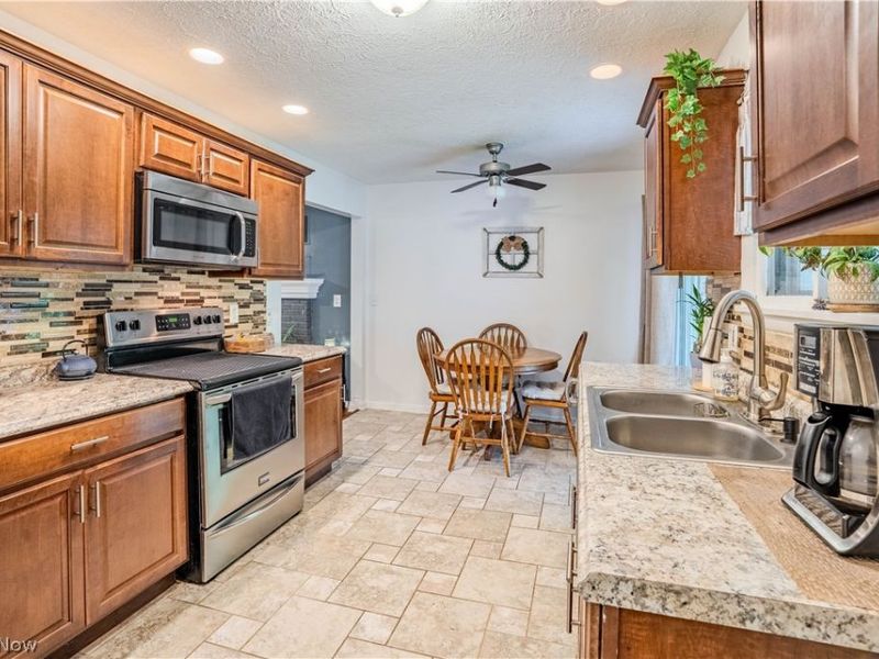 144 W 130th Street, Brunswick, OH 44212 Photo 14