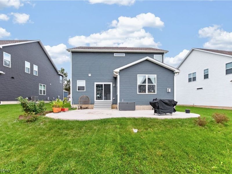 8135 Mustang Lane, Mentor, OH 44060 Photo 3
