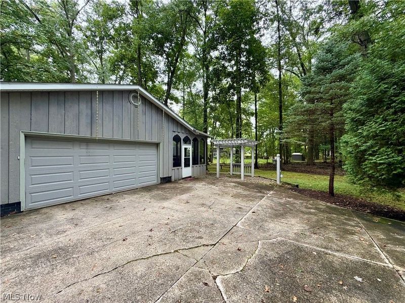 2181 Woodlawn Circle, Stow, OH 44224 Photo 5