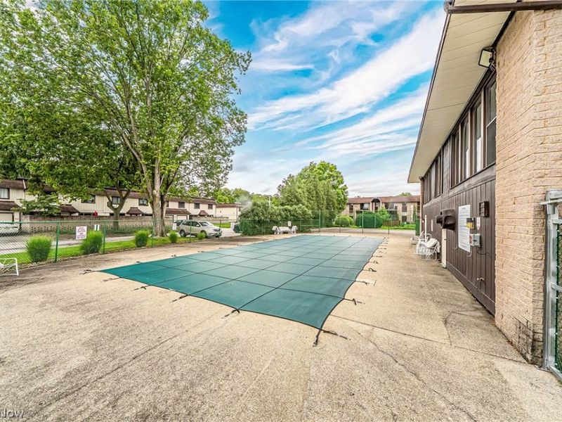 9956 Johnnycake Ridge Road, Unit E15, Concord Township, OH 44077 Photo 46
