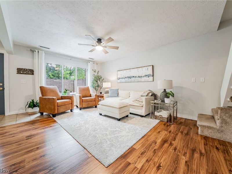 9956 Johnnycake Ridge Road, Unit E15, Concord Township, OH 44077 Photo 6