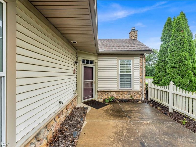 5201 Redford Drive, Brunswick, OH 44212 Photo 2