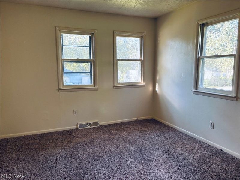 285 W Magnet Street , Akron, OH 44319 Photo 5