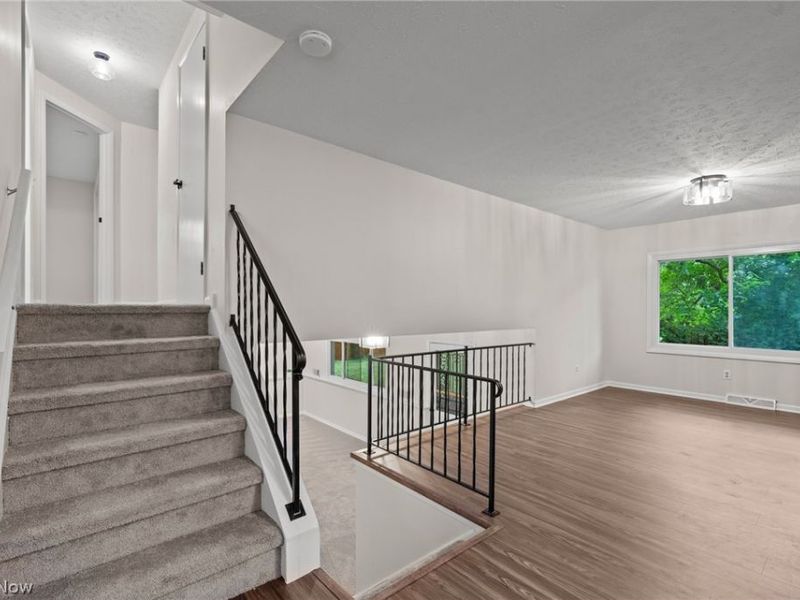 42650 Adelbert Street, Elyria, OH 44035 Photo 11