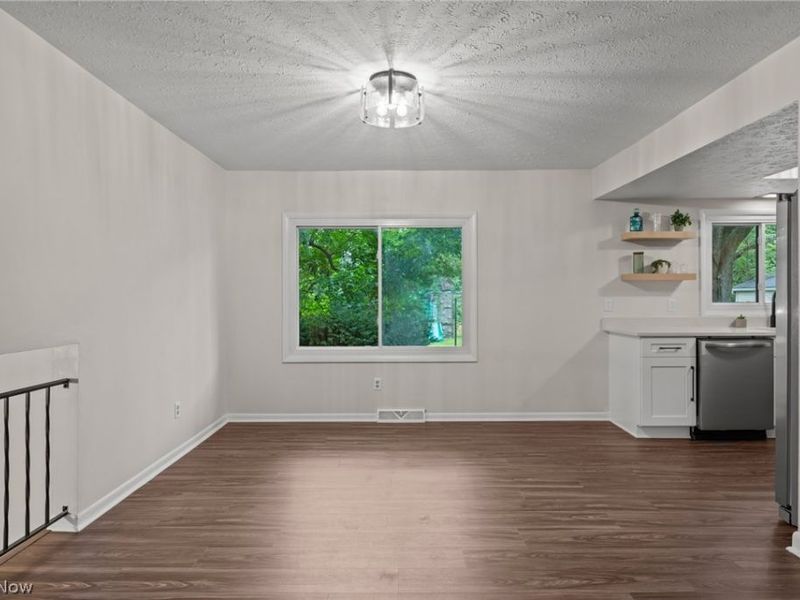 42650 Adelbert Street, Elyria, OH 44035 Photo 12