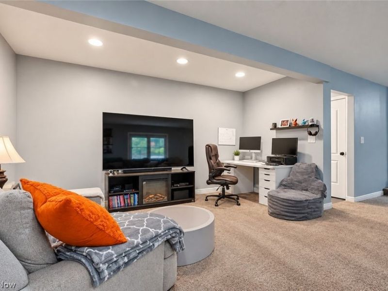 17513 Howe Road , Strongsville, OH 44136 Photo 22