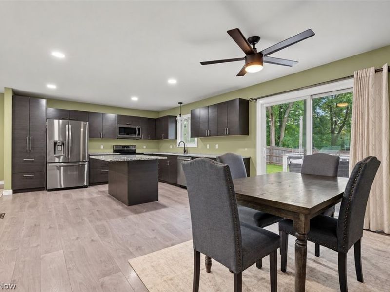 17513 Howe Road , Strongsville, OH 44136 Photo 7