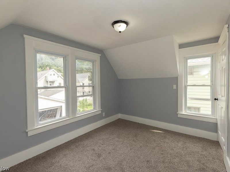 4026 Muriel Avenue, Cleveland, OH 44109 Photo 11