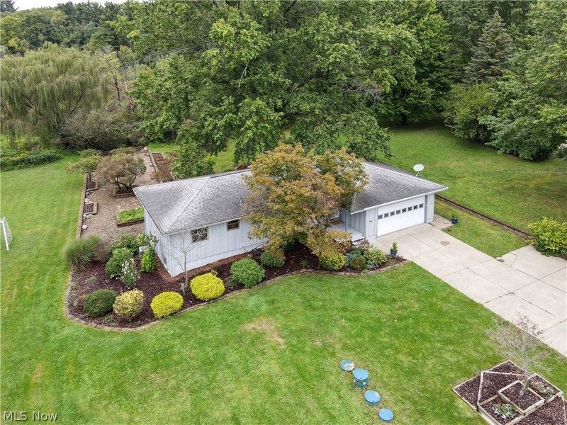 1239 Doralee Drive , Mogadore, OH 44260 Photo 2