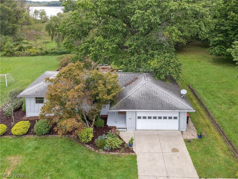 1239 Doralee Drive , Mogadore, OH 44260 Photo 3