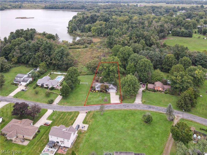 1239 Doralee Drive , Mogadore, OH 44260 Photo 4