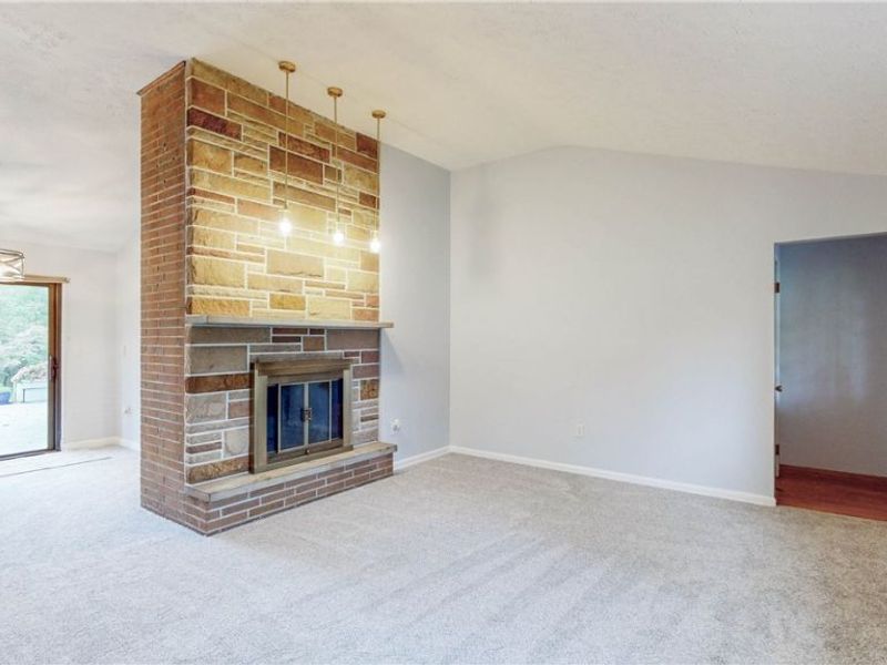1239 Doralee Drive , Mogadore, OH 44260 Photo 8