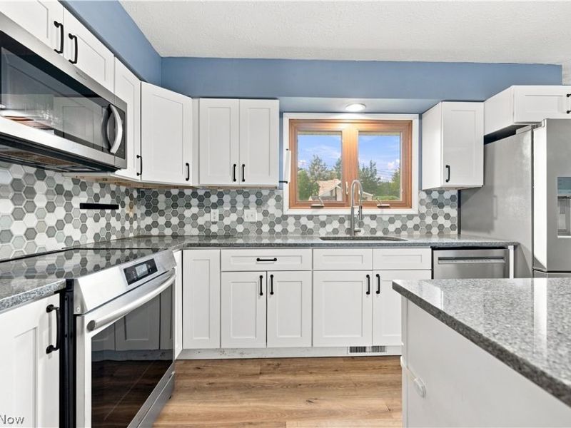 4837 Leigh Avenue NW, Canton, OH 44709 Photo 11