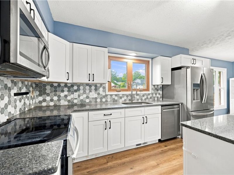 4837 Leigh Avenue NW, Canton, OH 44709 Photo 12