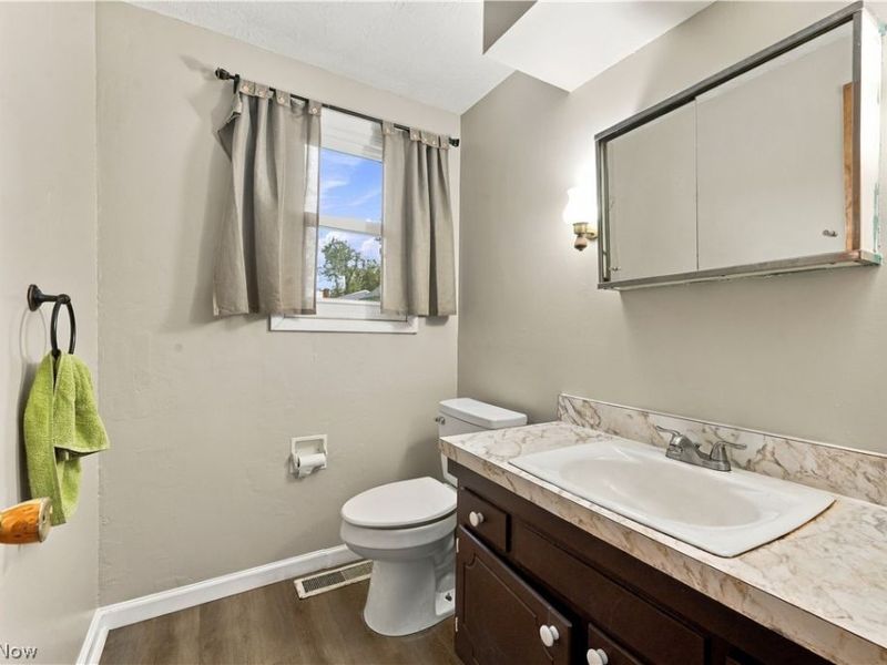 4837 Leigh Avenue NW, Canton, OH 44709 Photo 15