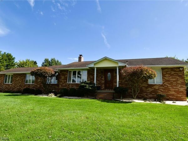 3160 Durst Clagg Road NE, Warren, OH 44481