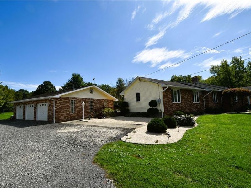 3160 Durst Clagg Road NE, Warren, OH 44481 Photo 5