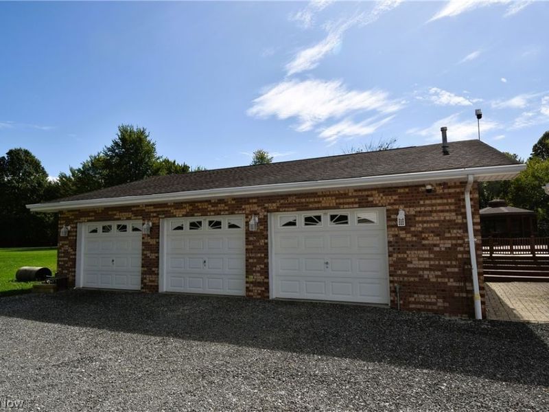 3160 Durst Clagg Road NE, Warren, OH 44481 Photo 6