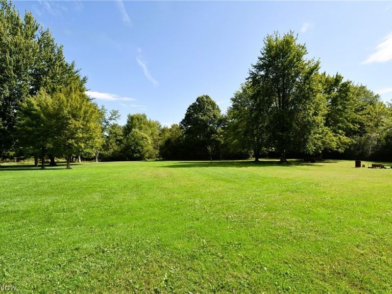 3160 Durst Clagg Road NE, Warren, OH 44481 Photo 8
